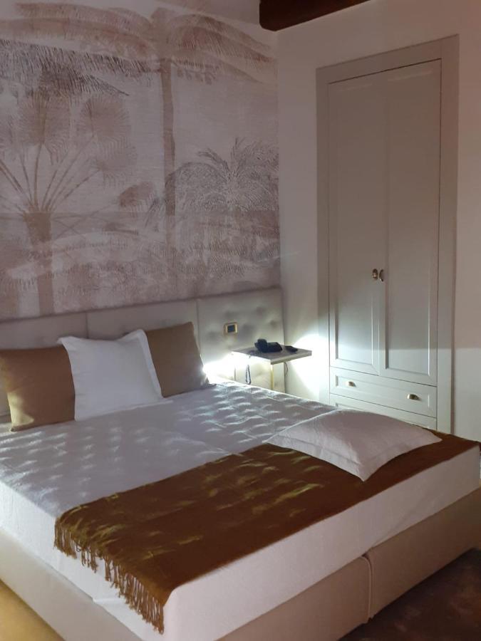 Condotti Rooms ローマ エクステリア 写真