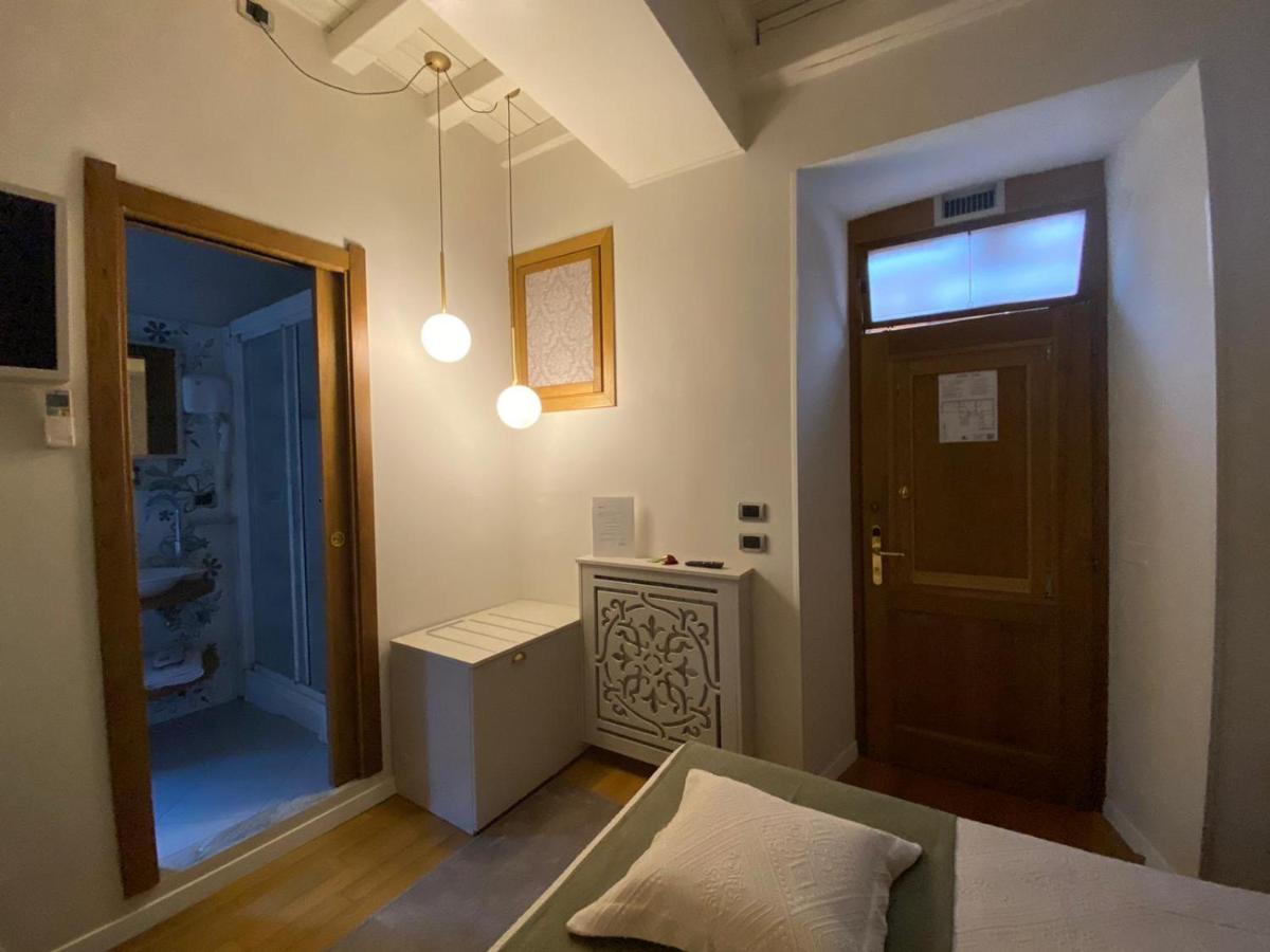 Condotti Rooms ローマ エクステリア 写真