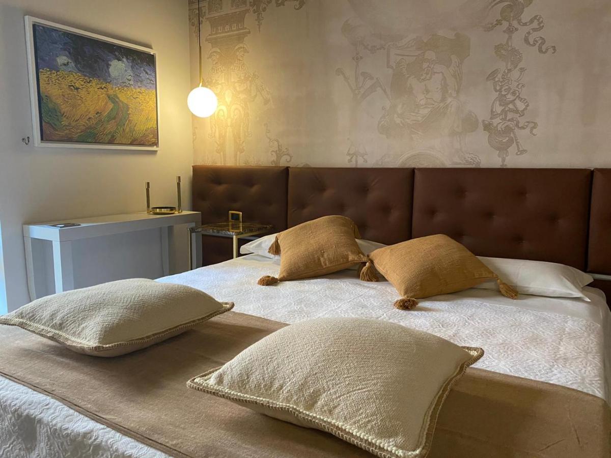 Condotti Rooms ローマ エクステリア 写真
