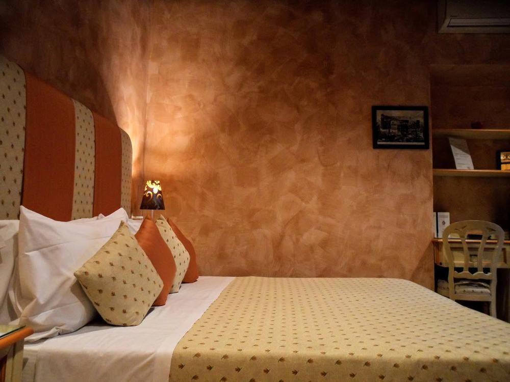 Condotti Rooms ローマ エクステリア 写真
